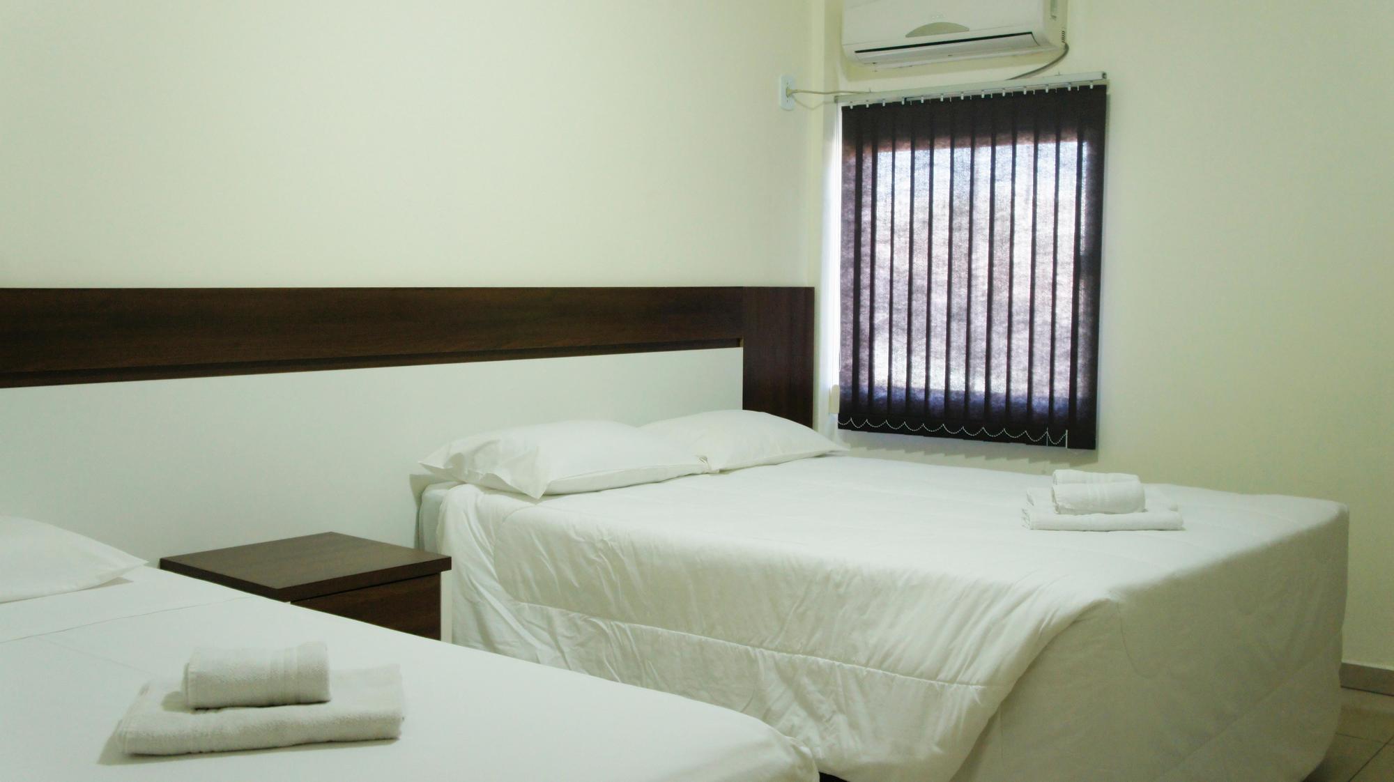 Bandeira Iguassu Hotel Фос-ду-Игуасу Экстерьер фото