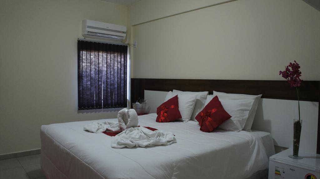 Bandeira Iguassu Hotel Фос-ду-Игуасу Экстерьер фото
